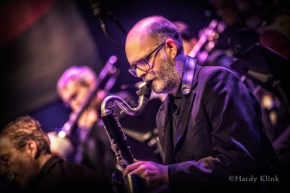 Job Helmers, baritonsaxofoon, basklarinet, Millennium Jazz Orchestra, foto (C) Hardy Klink