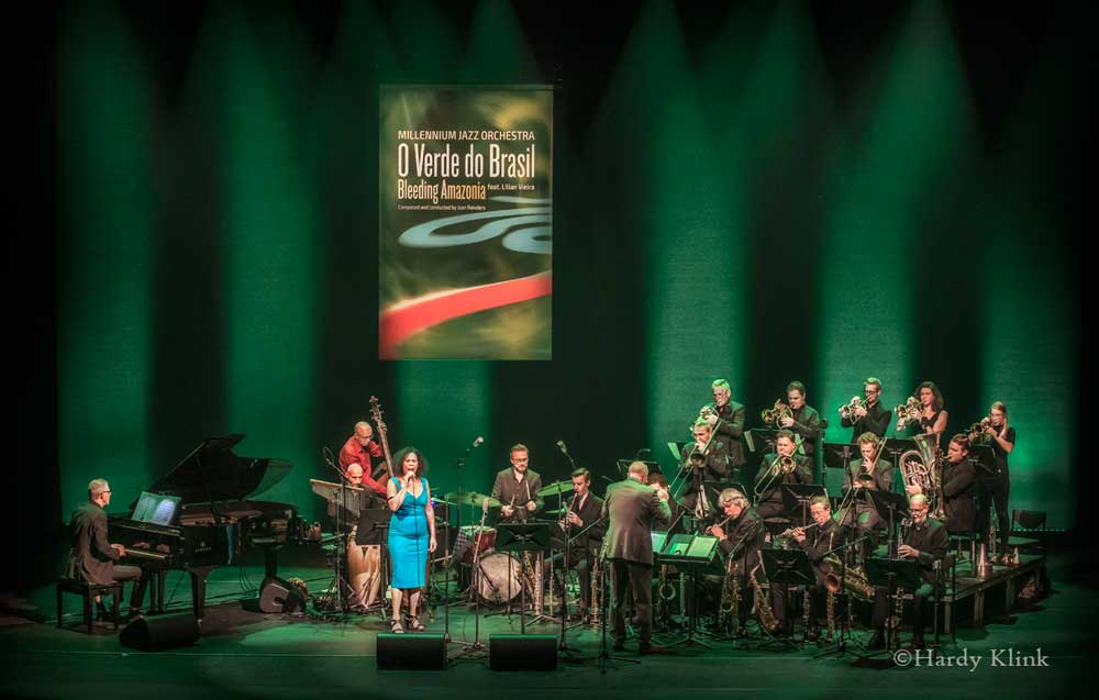 zaterdag 8 oktober 2022 ‘O Verde do Brasil’ Millennium Jazz Orchestra + Lílian Vieira De Doelen, Rotterdam foto Hardy Klink